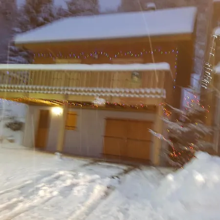 Chalet De Lozeloux